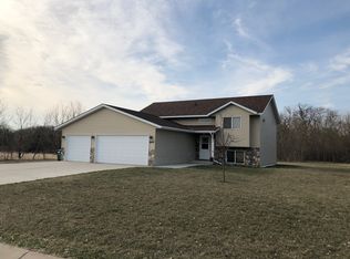 2405 Blake Ave, Lester Prairie, MN 55354