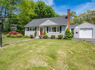 281 Autumn St, Manchester, CT 06040