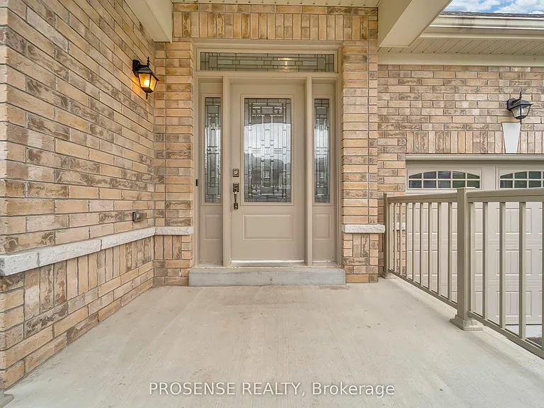 113 Johnson Dr — Photo 4