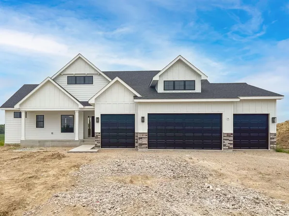 10190 Heather Ln, Corcoran, MN 55374