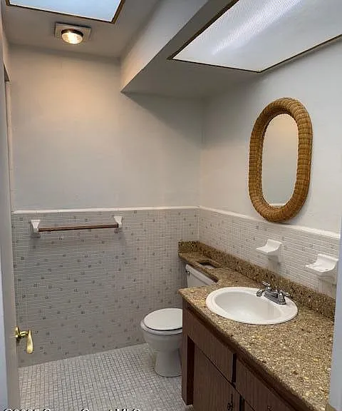 2511 Country Club Dr #B118 — Photo 12