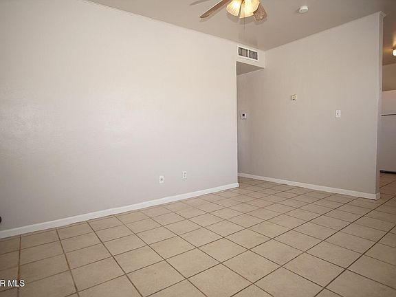 3rd image of 7309 Alameda Ave #B