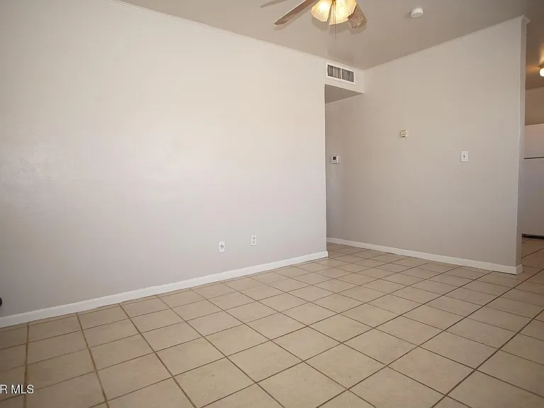 7309 Alameda Ave #B — Photo 3