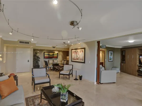 1121 Crandon Blvd APT E405, Key Biscayne, FL 33149