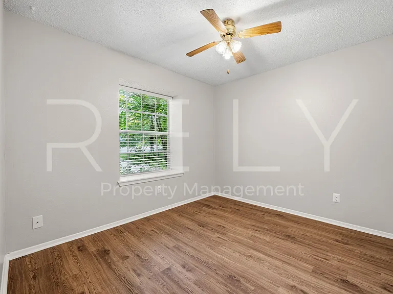 8001 W Gate Blvd #A — Photo 24