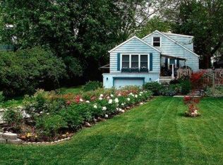 422 Spring St, Mukwonago, WI 53149