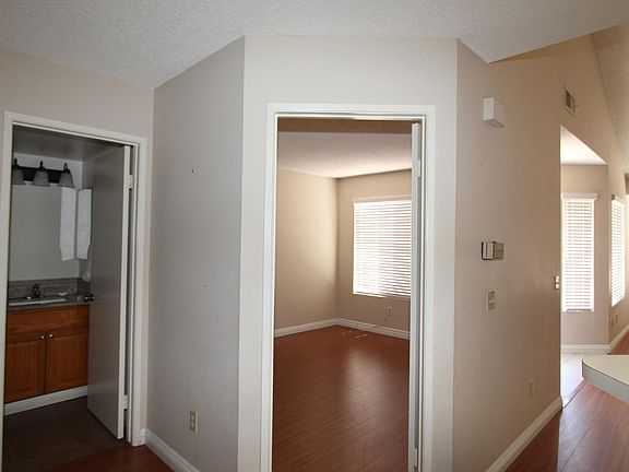 5th image of 629 Alder Ln