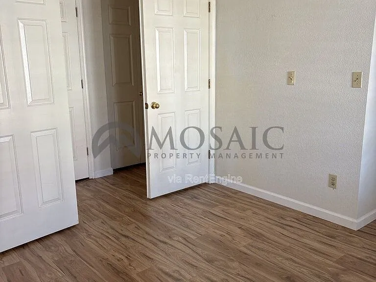 3933 W Rene Dr — Photo 24