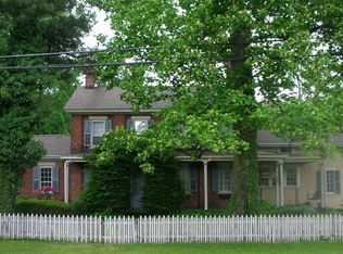 1075 Riverside Dr, Painesville, OH 44077