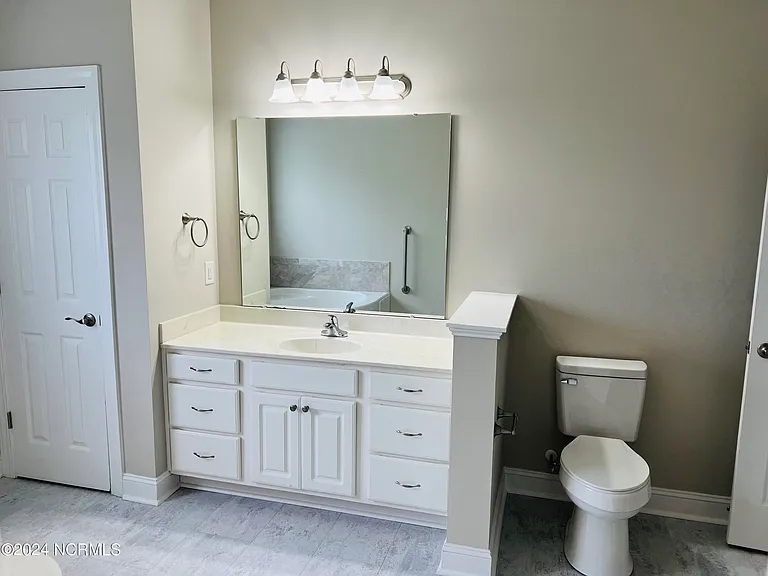 431 Branchwood Dr — Photo 16