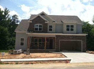 1222 39th Ave NE, Hickory, NC 28601