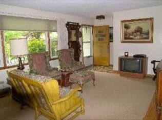 146 Linden Ave, Dundee, IL 60118