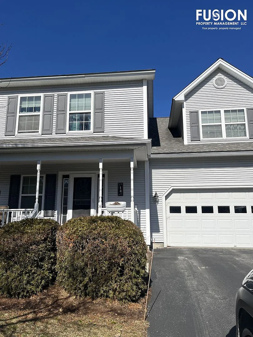 Building Photo - 14 Cushing Dr