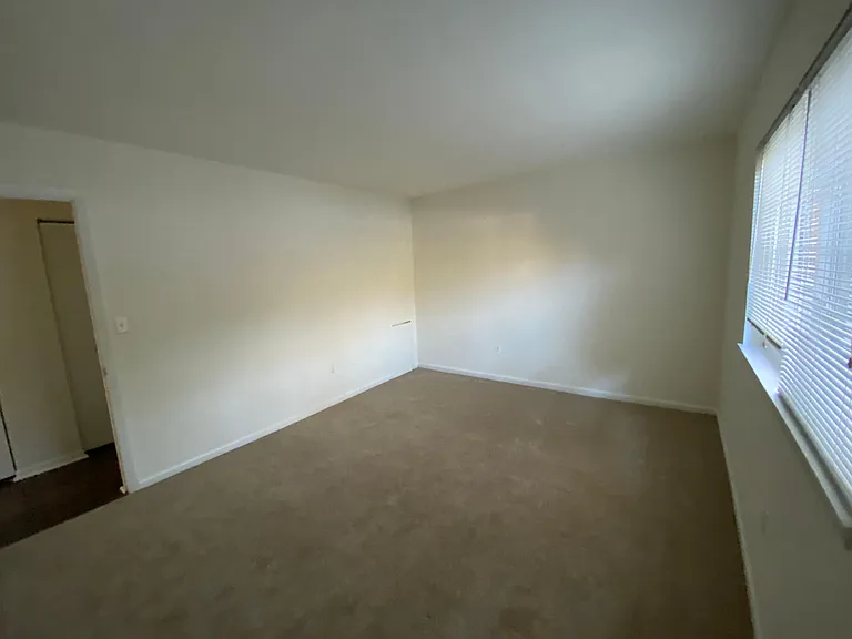 1531 Colonial Dr #104 — Photo 14
