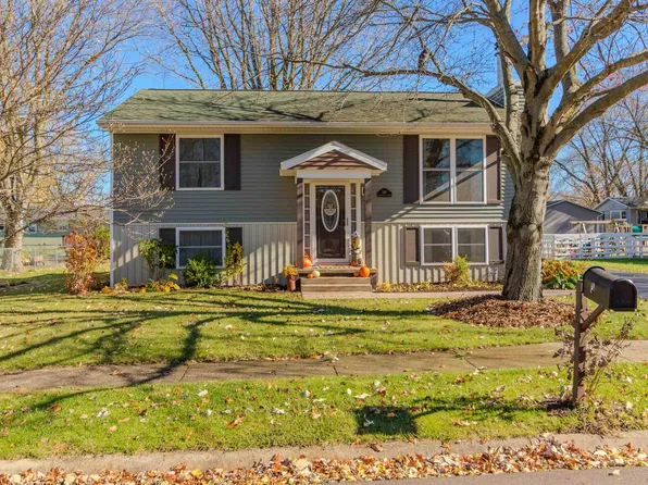 508 N Greenfield St, Tremont, IL 61568