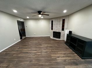 4005 Hartford Dr, Garland, TX 75043