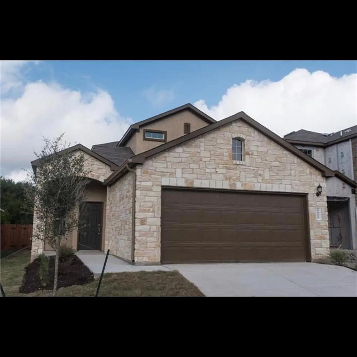 3 bed, 2.5 bath, 1785 sqft, $2,500 — Photo 1