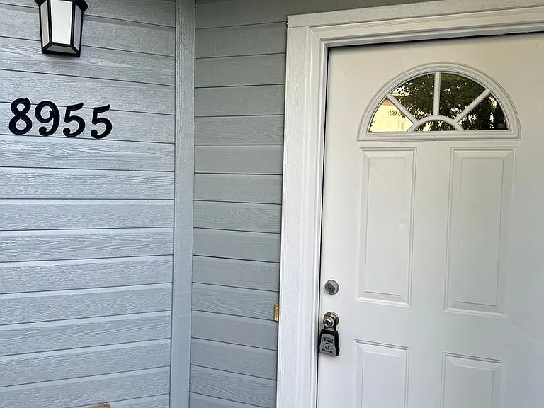 8955 W Candleston Ln — Photo 1