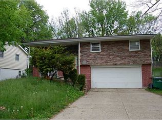 6417 Lincoln Ave, Windsor Heights, IA 50324