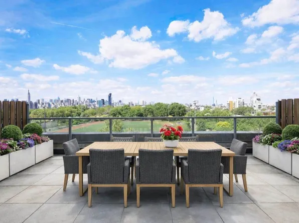 50 Bayard Street image 1 of 12