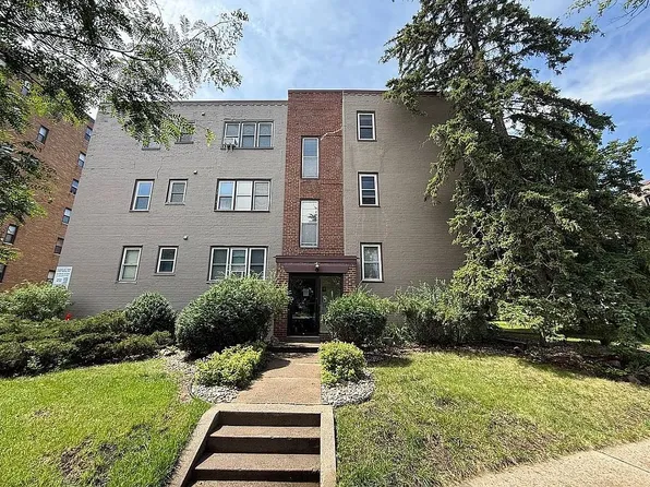 3144 W Bde Maka Ska Blvd APT 105, Minneapolis, MN 55416