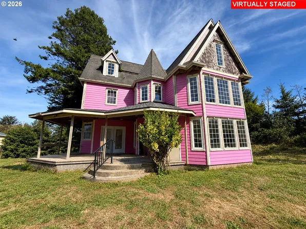 91353 Grinnell Ln, Coos Bay, OR 97420