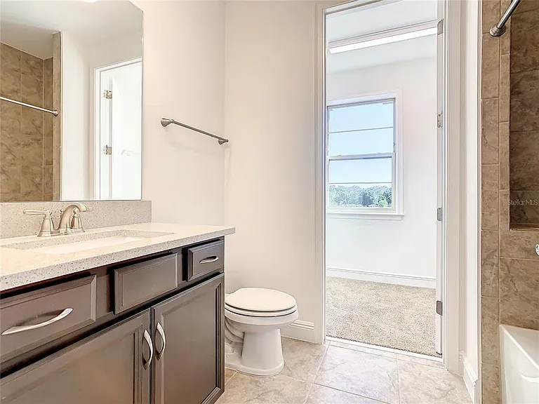 13899 Larkton Ln — Photo 24