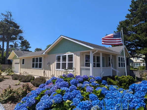 210 Lorraine St, Gleneden Beach, OR 97388