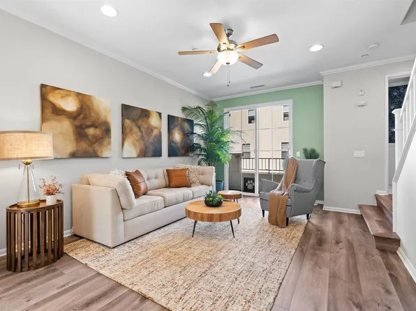 1307 Terracina Ln, San Diego, CA 92103