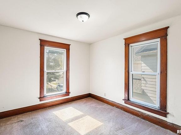 2nd image of 1315 W 15th St