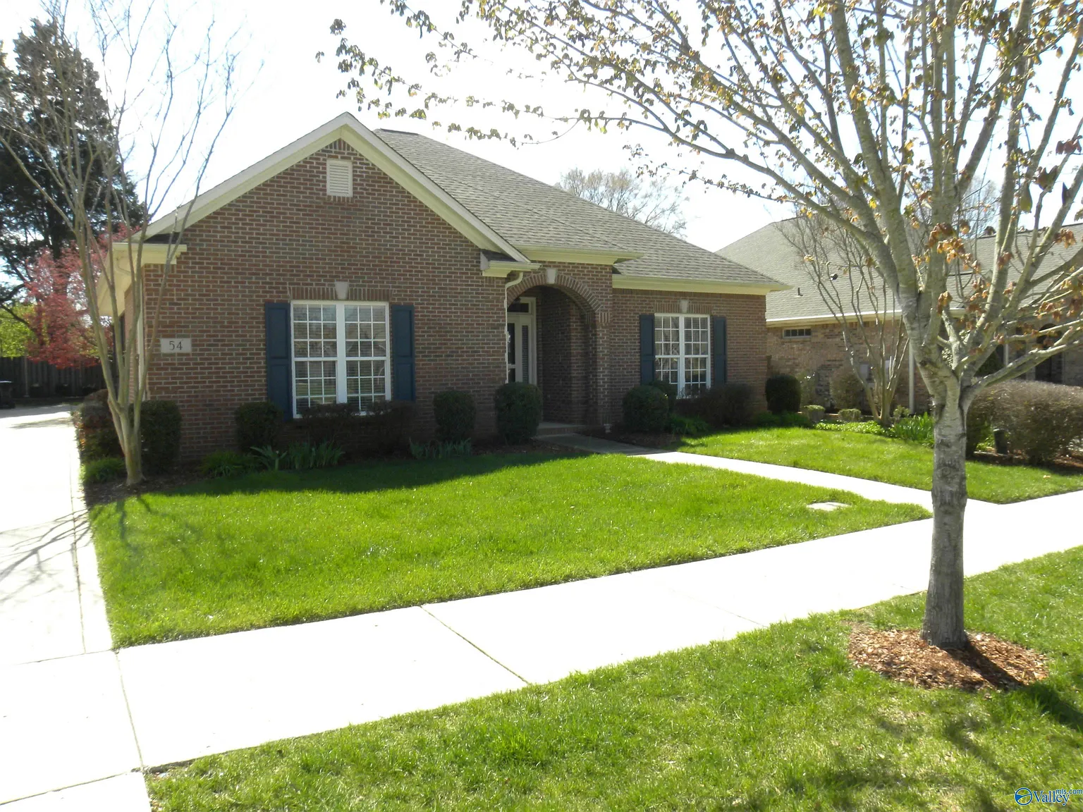 3 bed, 2.0 bath, 2124 sqft, $1,950 — Photo 3