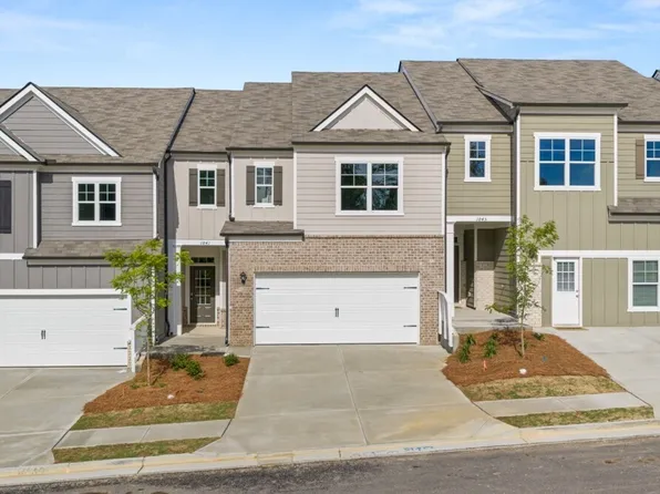 1841 Meadow Green Cir, Gainesville, GA 30501