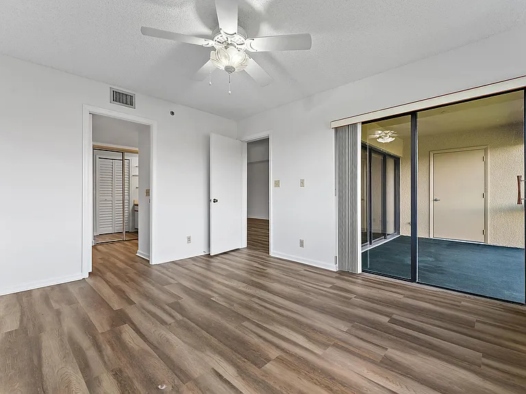 700 Uno Lago Dr #404 — Photo 19