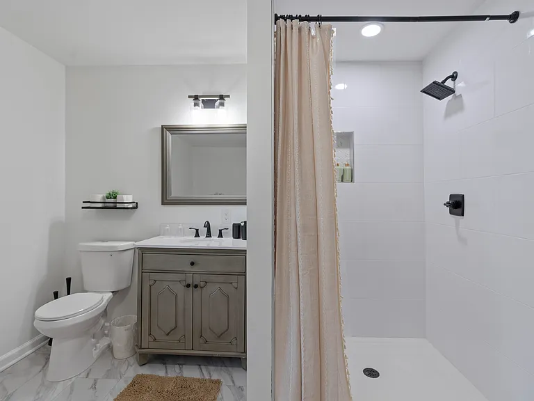 4124 Gregory Manor Cir SW — Photo 43