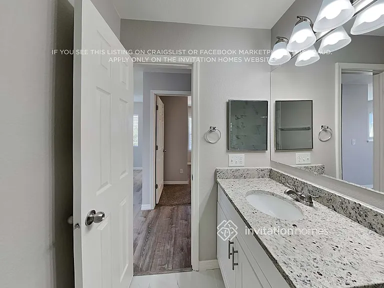5546 Cassina Dr — Photo 17