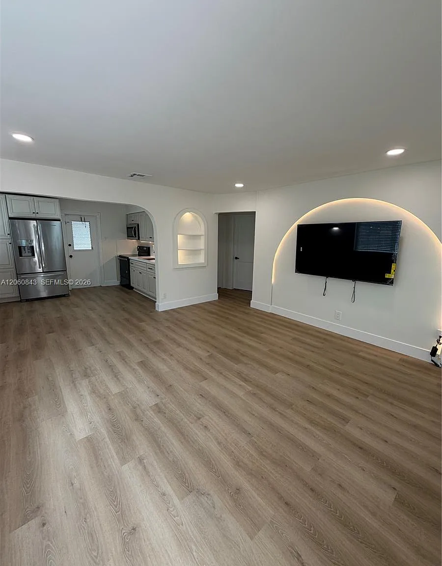2 bed, 2.0 bath, 1776 sqft, $2,950 — Photo 1