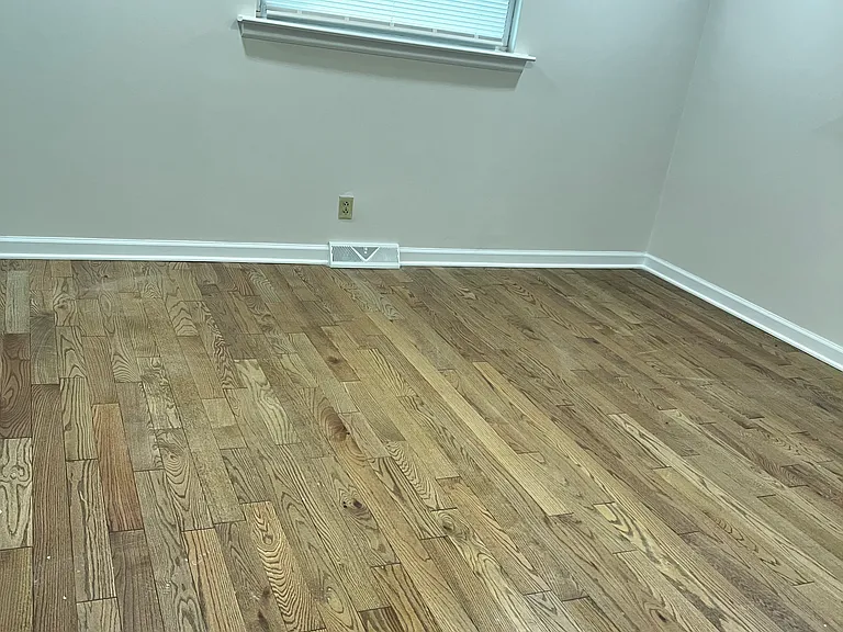 12848 Farm Pond Ln — Photo 4