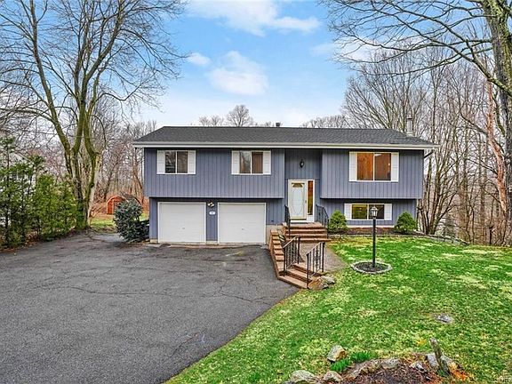 2nd image of 31 Mahopac Ave
