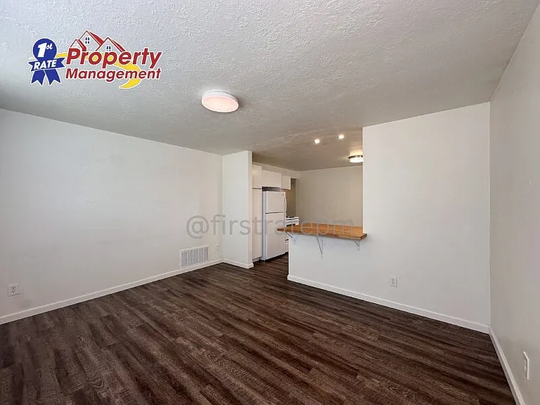 3108 1/2 N 28th St — Photo 8