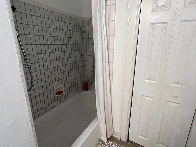 816 Maplegrove Ave — Photo 9