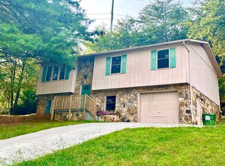 104 Harless Rd, Corryton, TN 37721