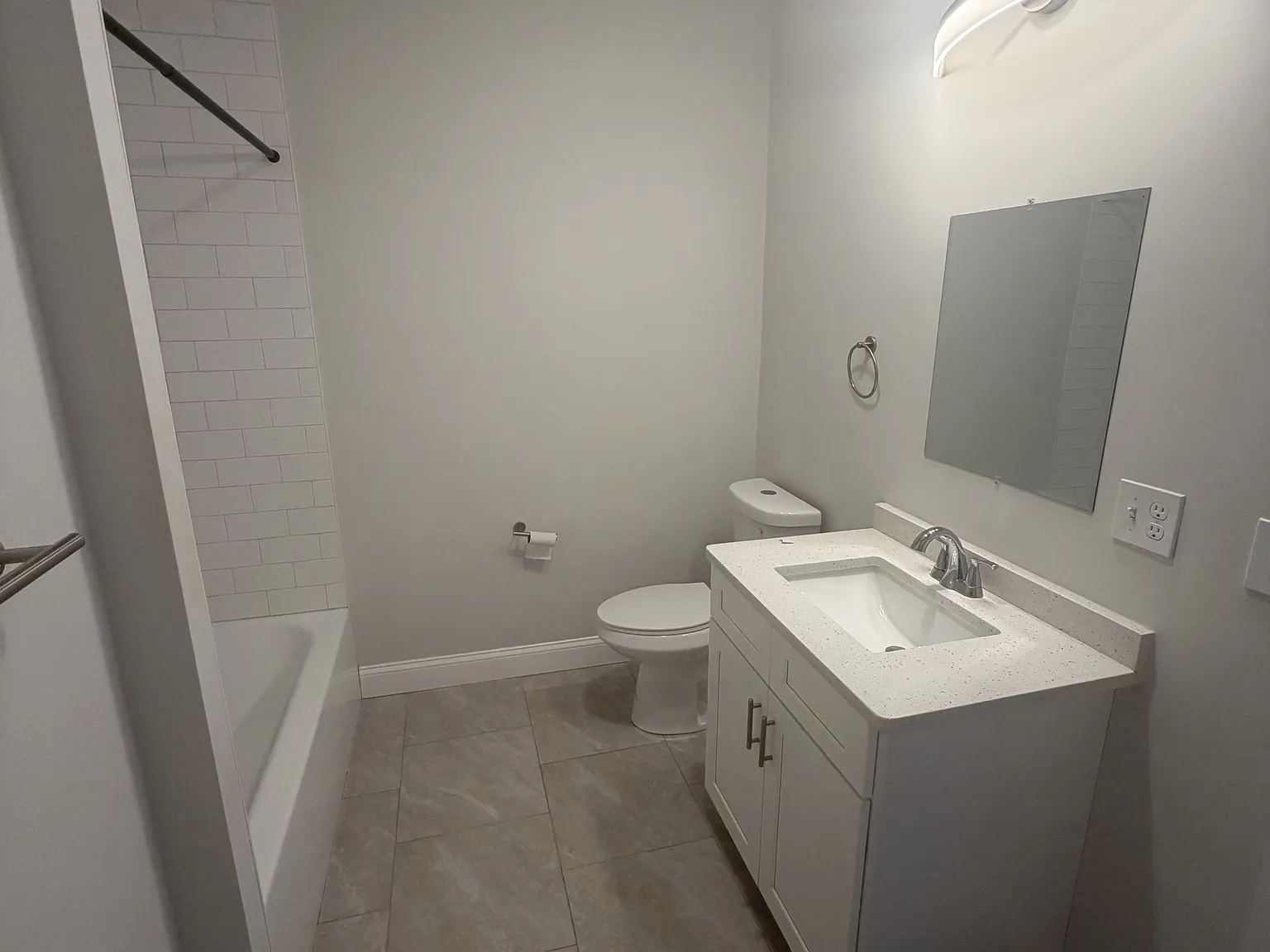 105 William Street - 305 — Photo 4