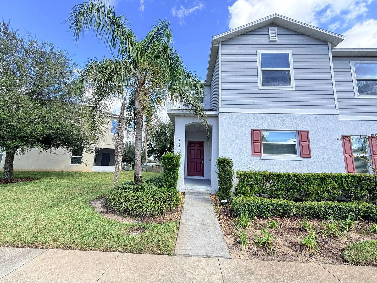 3 bed, 2.5 bath, 1980 sqft, $1,850 — Photo 2