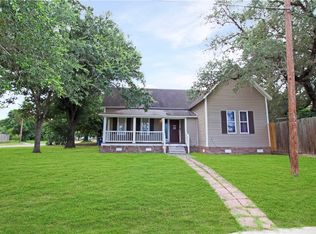 810 W Jones St, Beeville, TX 78102