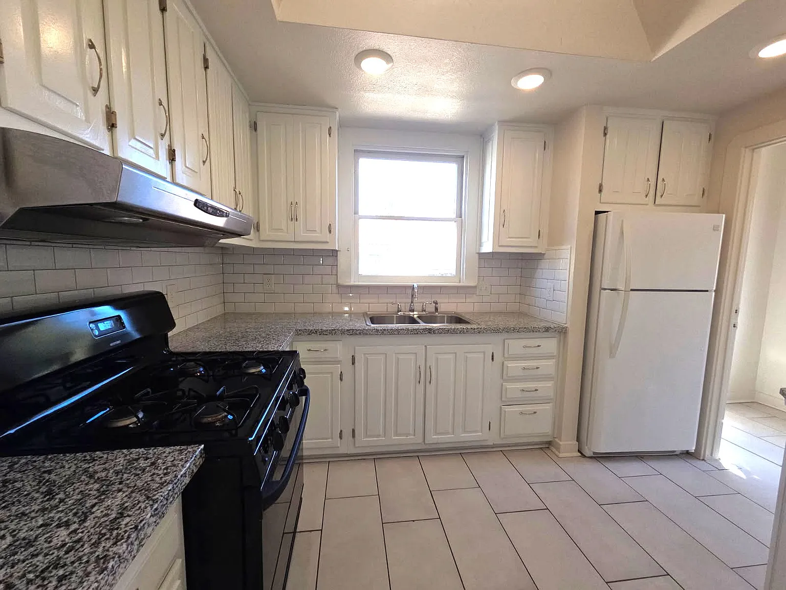 3 bed, 1539 sqft, $2,395 — Photo 4