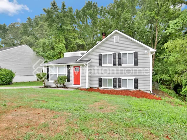 1217 Muirfield Dr, Stone Mountain, GA 30088