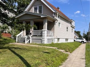 1914 Spring Rd, Cleveland, OH 44109