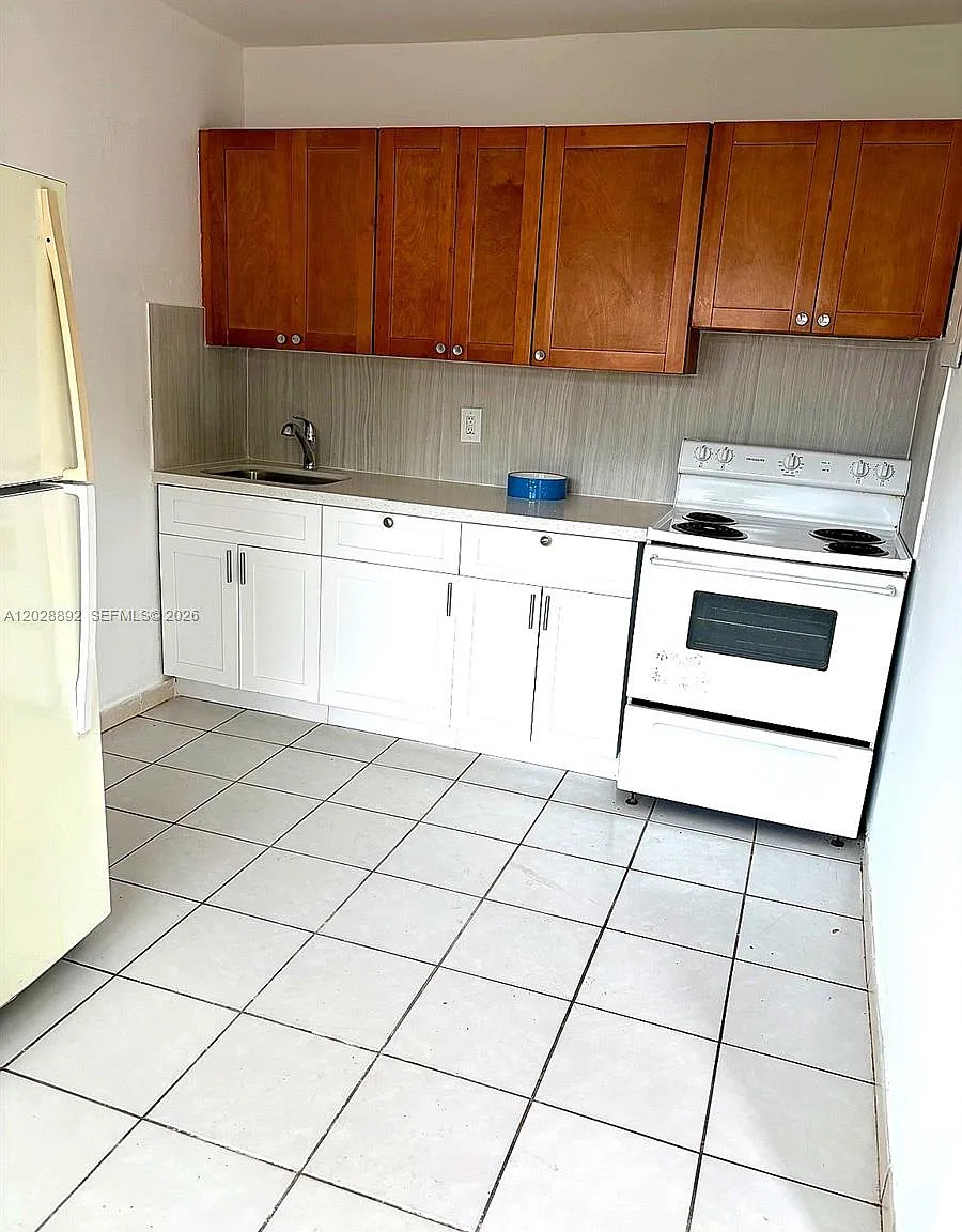 Marbar Estates — Photo 3