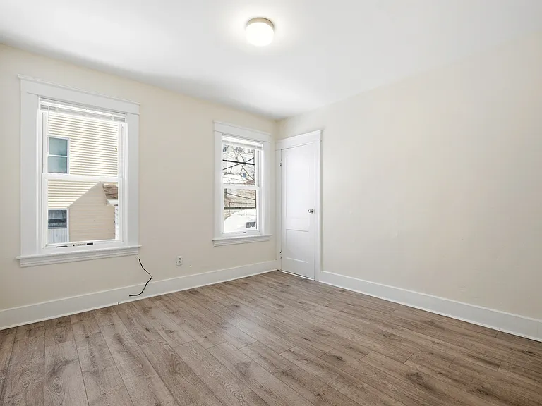 12 Hillside St #3 — Photo 14