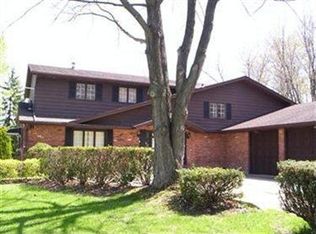 8513 Countryside Dr, Northfield, OH